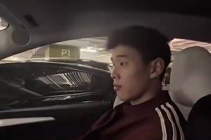 人中吕布！阿隆·戈登这身板！是真的强壮啊！